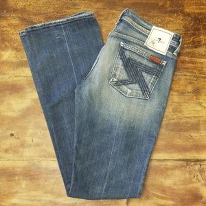 7 For All Mankind Flynt Bootcut Jean. Size 29.